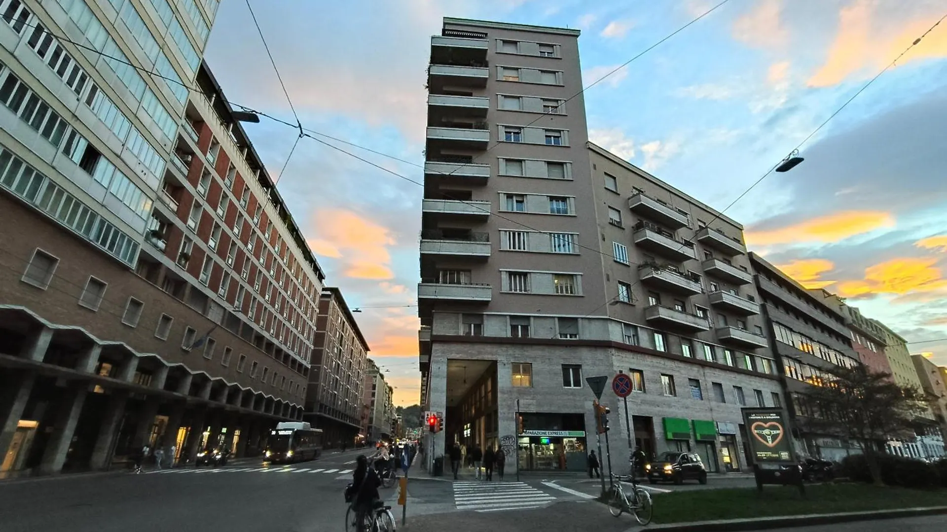 Fluere - Via Riva Reno Apartment Bologna
